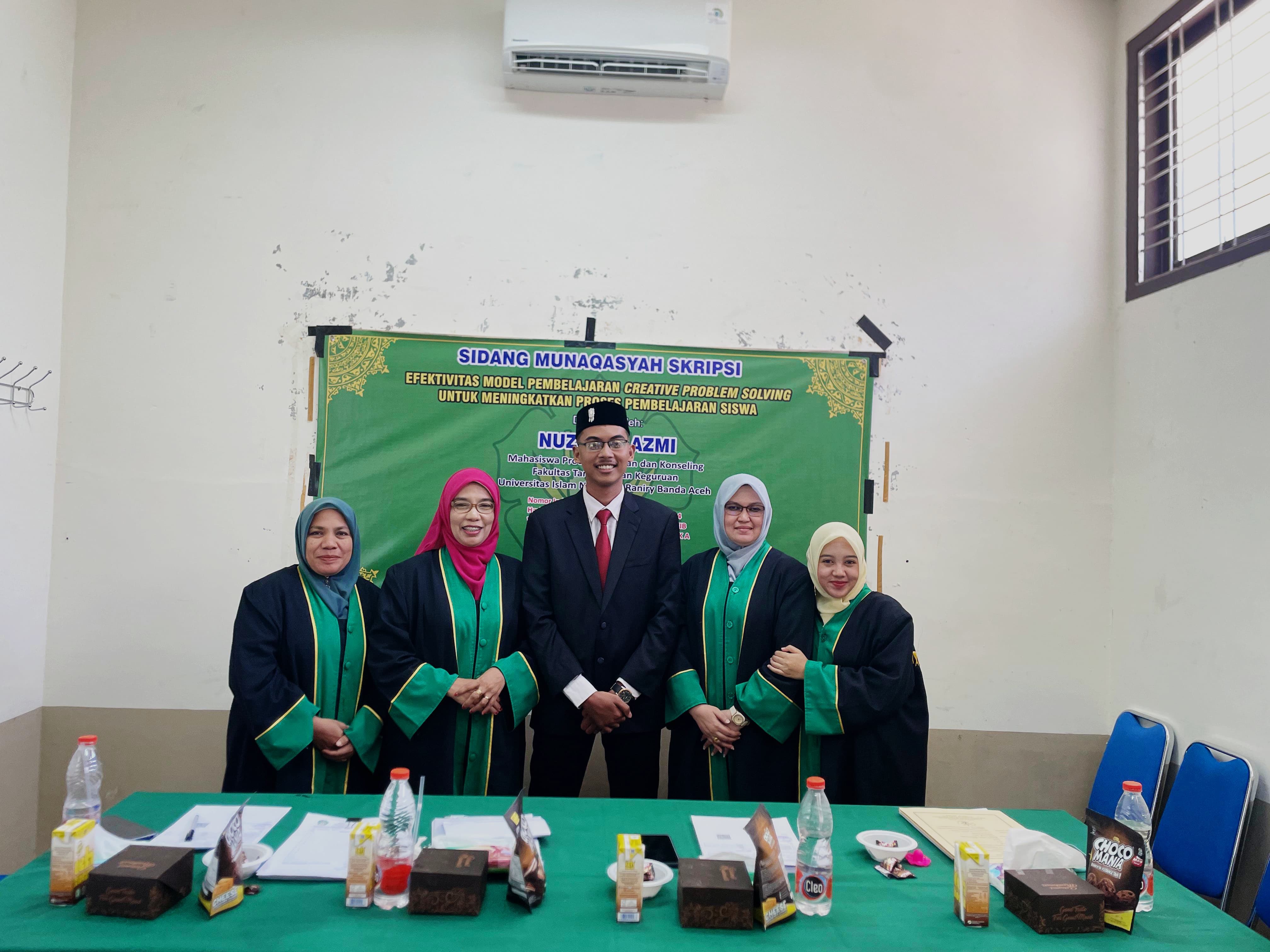 SIDANG MUNAQASYAH SKRIPSI